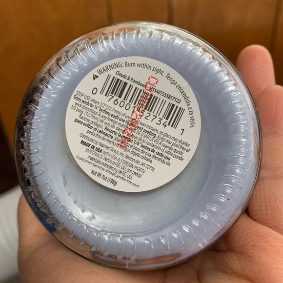 Bundle 2 pcs New Candle from CHESAPEAKE BAY 8.8 oz & MAINSTAYS 7 oz - Picture 11 of 11